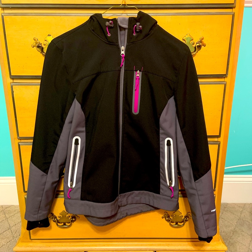 Water resistant jacket size XS